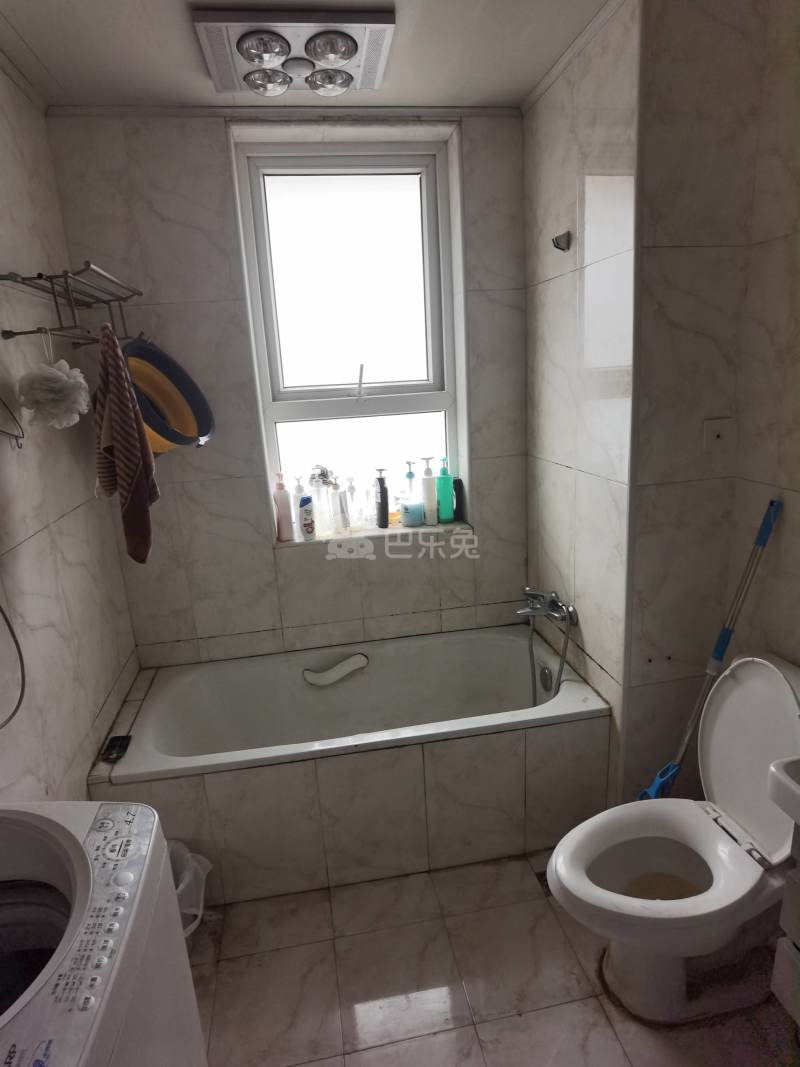 新梅共和城1375284卫生间图16
