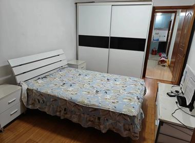 密三小区 1室1厅1卫