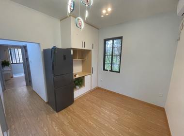 中山一路13号小区 2室1厅1卫