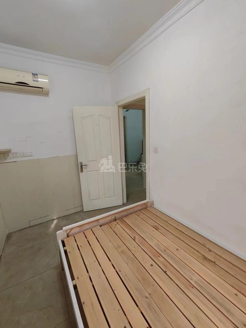 六眼井13822988次卧图29