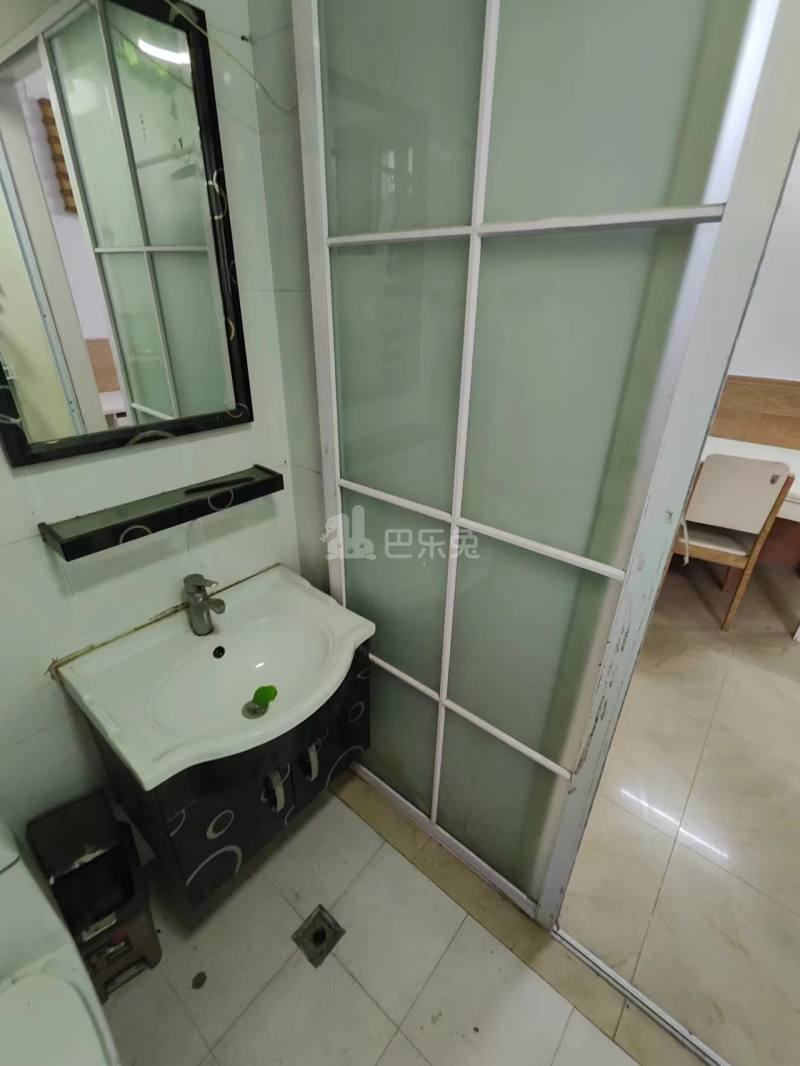 六眼井13822988卫生间图24