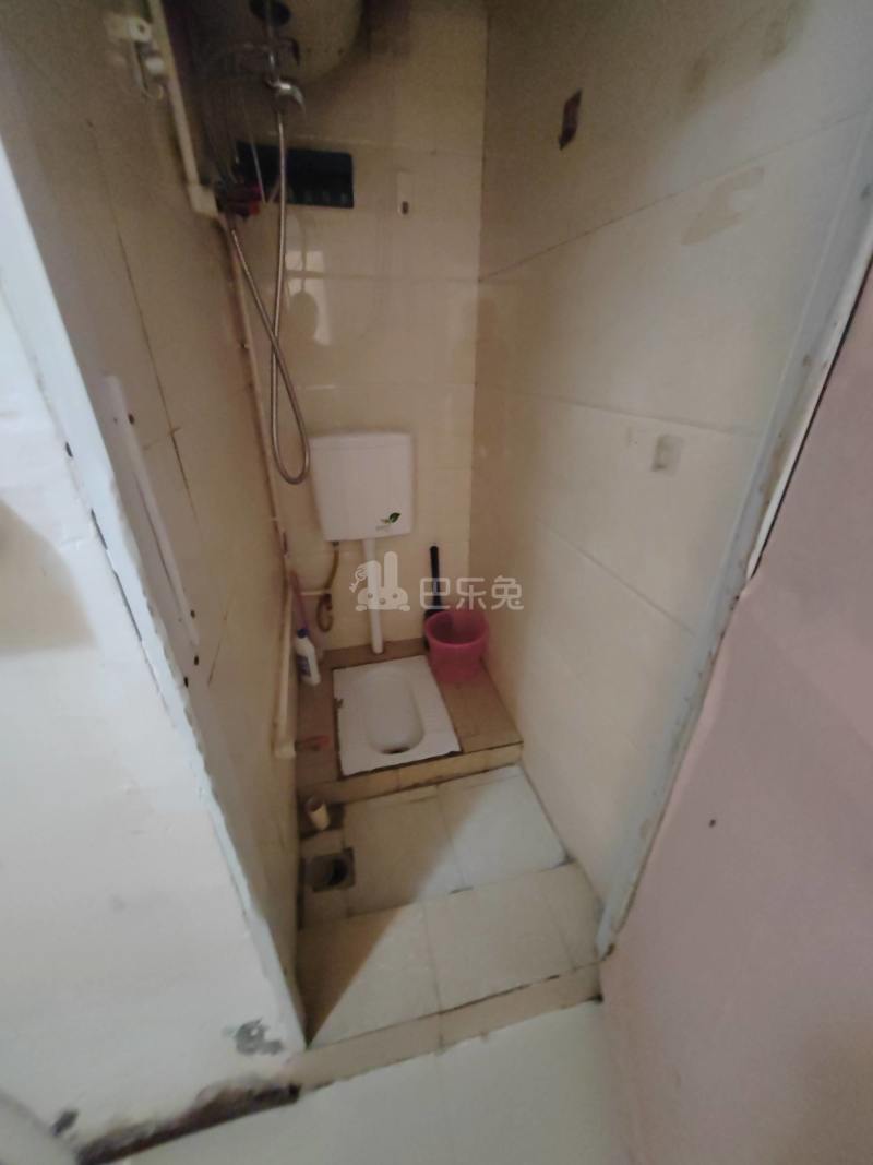 滨兴家园13823325卫生间图5