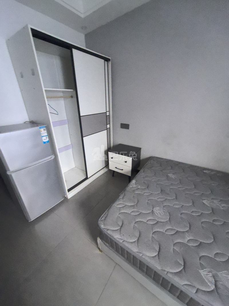 惠东村（村庄）13831019卧室图1