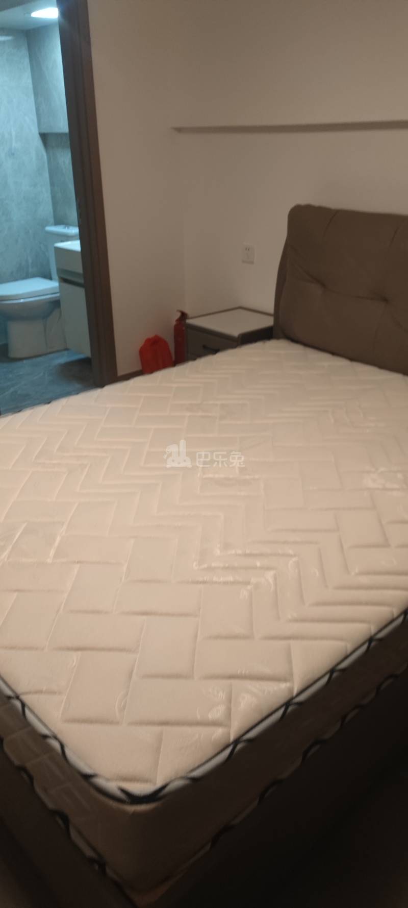 保利融信和光尘樾13831335卧室图1