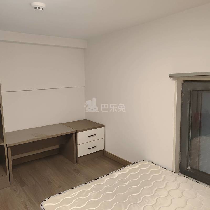 保利融信和光尘樾13831368卧室图1