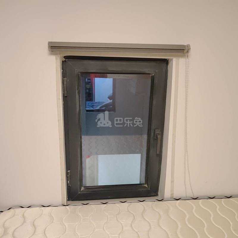 保利融信和光尘樾13831368卧室窗户图5