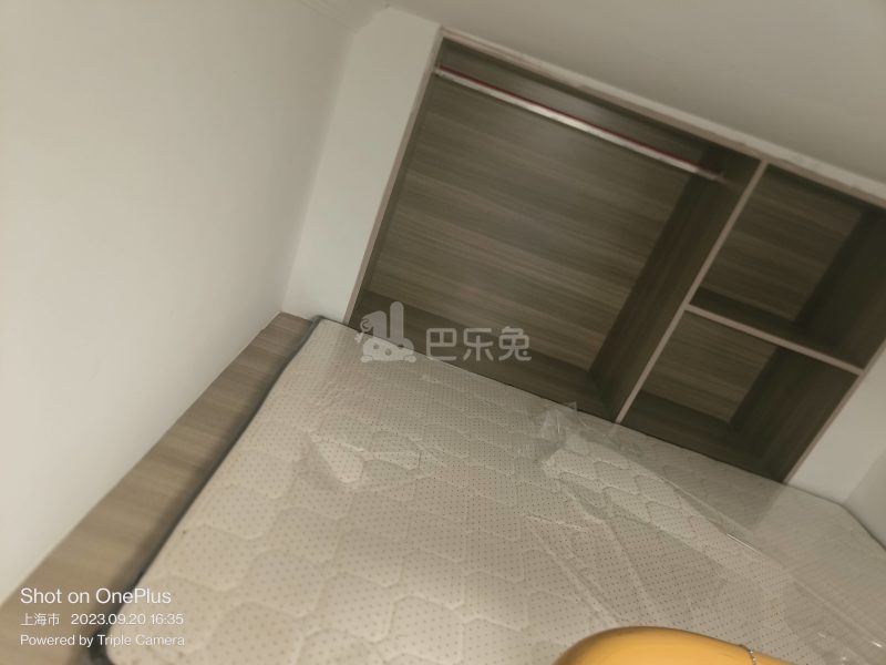 西郊家园（青浦）13831953卧室图2