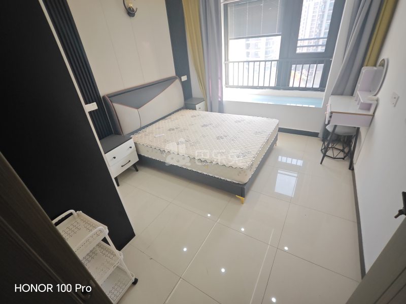 四季都会·荣万月城名邸13832475卧室图0