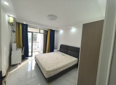 新青浦花苑一区 