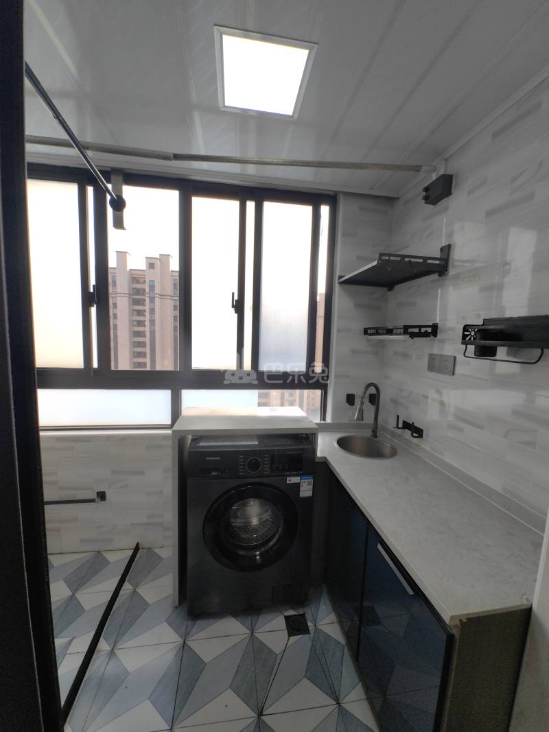 和悦家园13843555卧室窗户图9