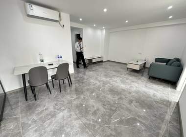 天兴大厦 3室2厅1卫