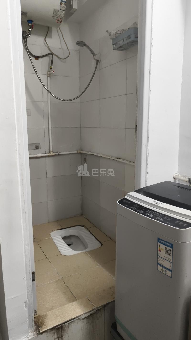 天马综合楼1384299卫生间图4