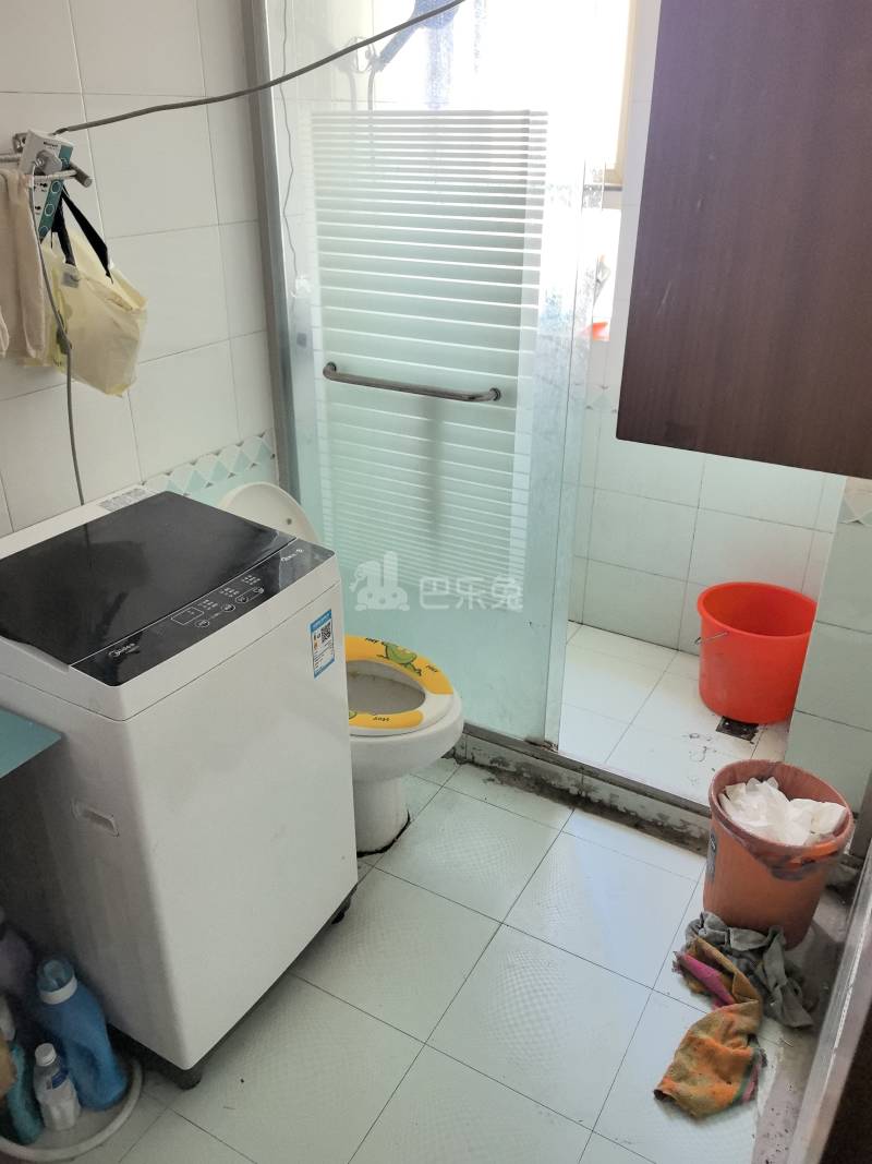 华泾四村13866666卫生间图20