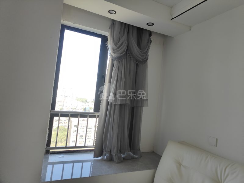 保利家园南区13871110卧室窗户图11