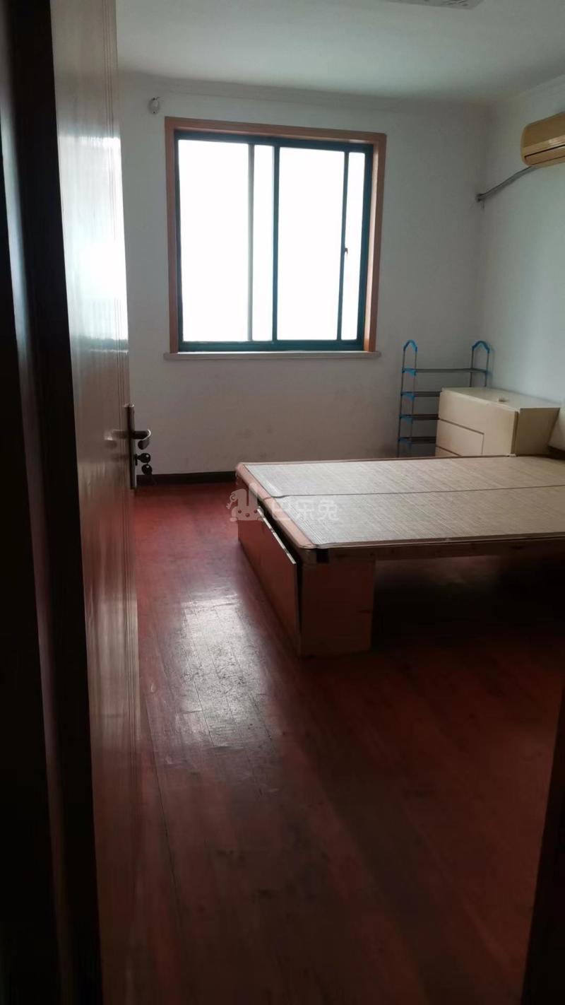 十字街小区13898446卧室图1