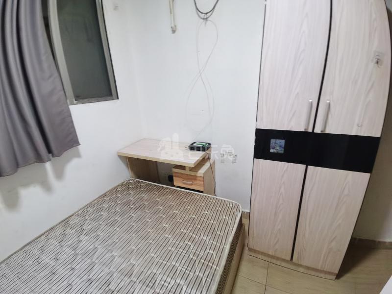 延吉东路130弄小区13898874卧室图2