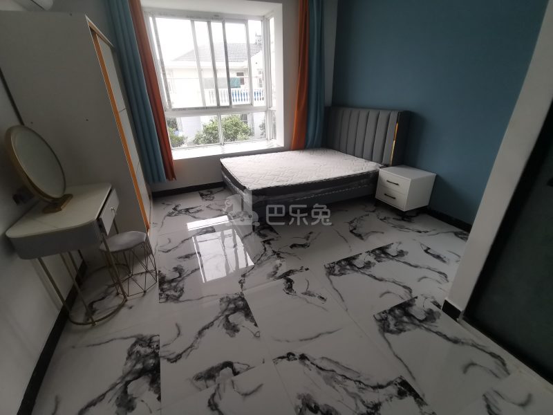 浏翔花苑（蕰北公路2371弄）13905485卧室图0