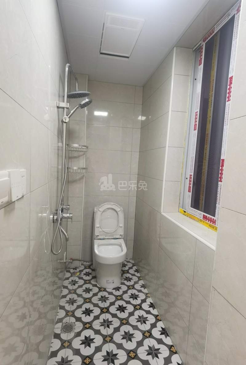 乳山五村13912781卫生间图7