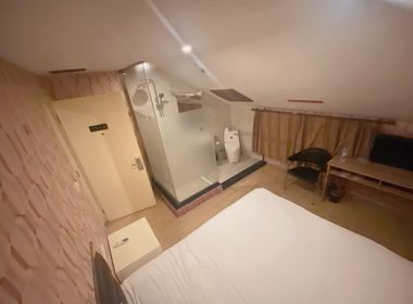 路人甲公寓 1室0厅1卫