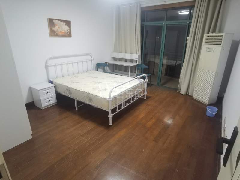 三泉家园13948598卧室图0