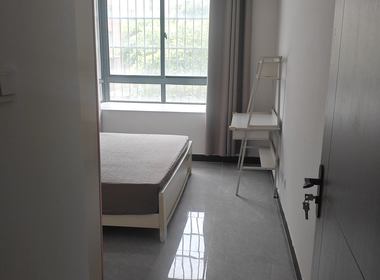 古楼新苑西区 1室1厅1卫