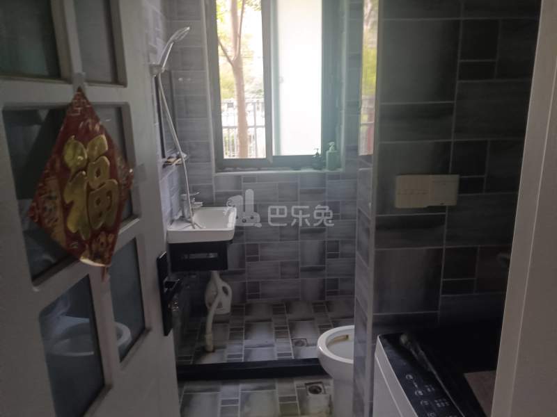 丰宝苑520373卫生间图10