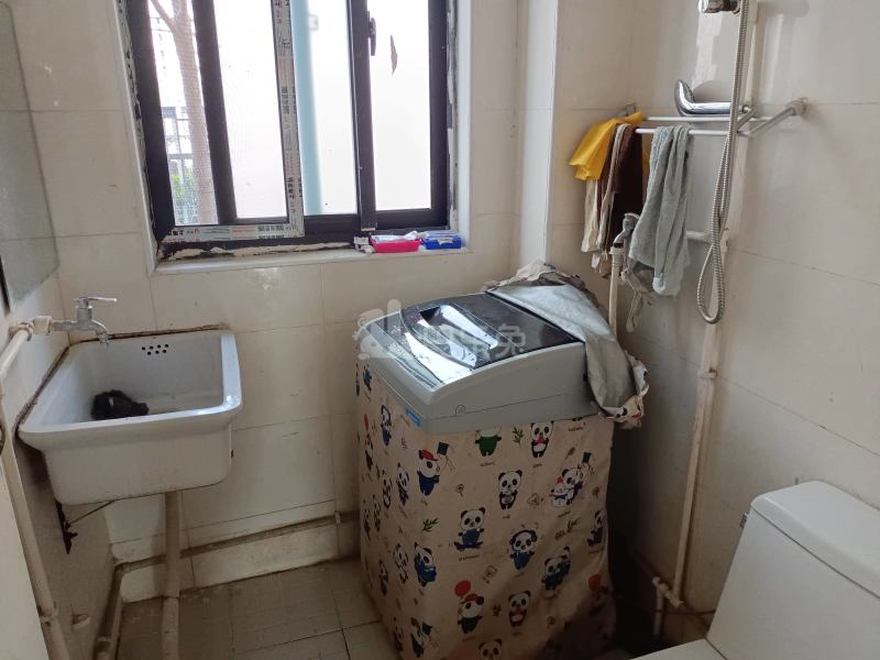 丰宝苑520373卫生间图12