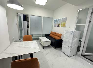 明月路小区 1室1厅1卫