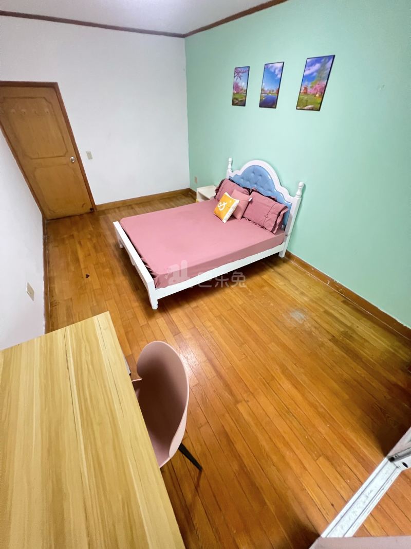 新中新村（水电路583弄）13977839卧室图2