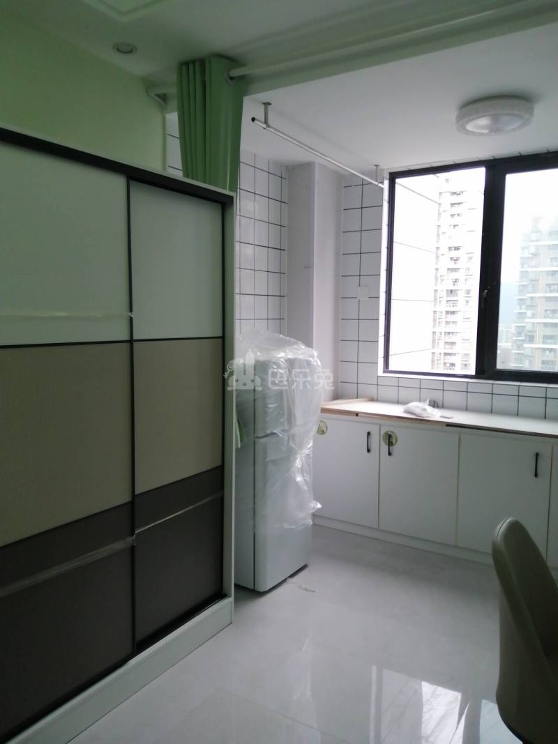 运初尚府13987900卧室图2