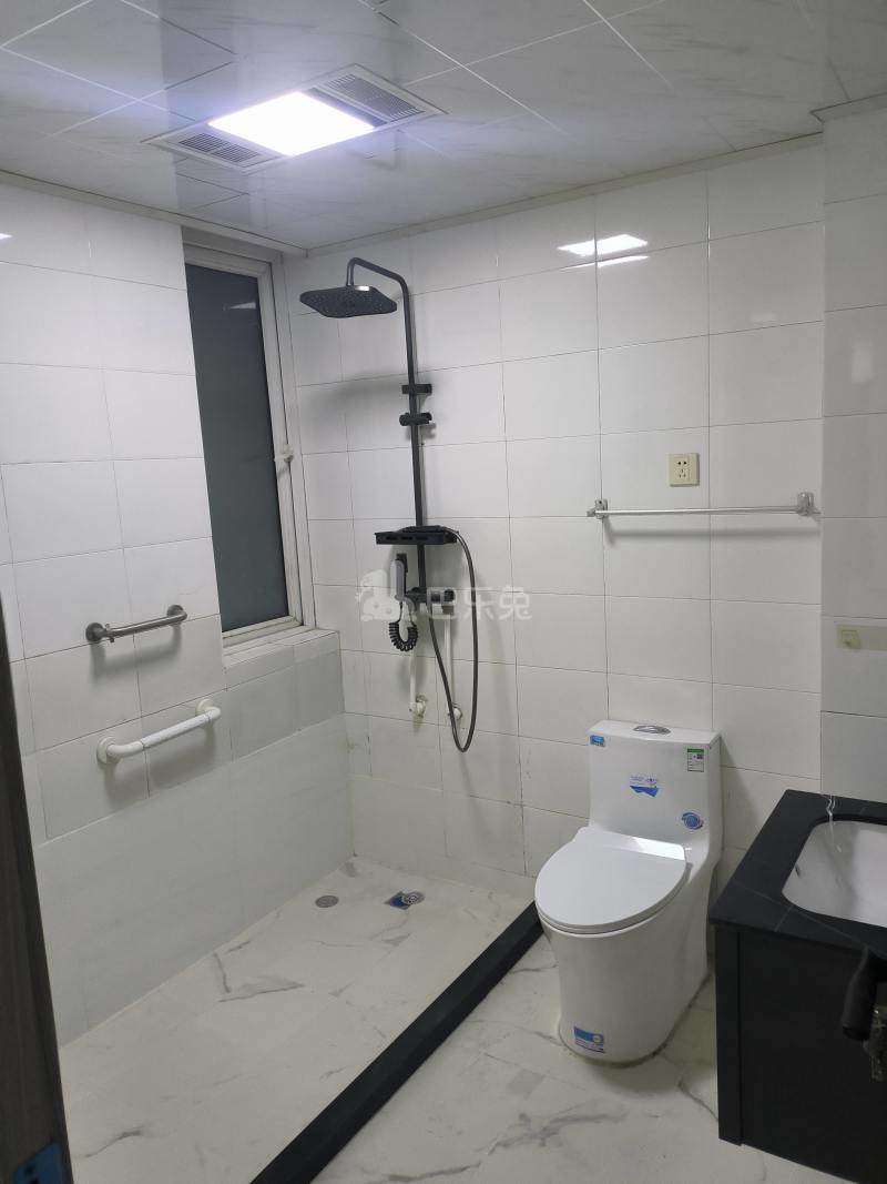 南北周嘉苑13989241卫生间图7