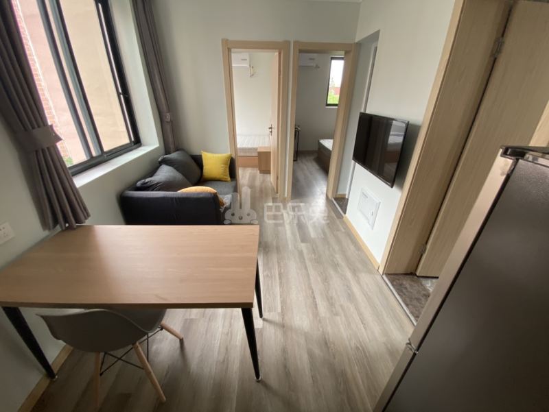 香山新村东南街坊（德平路1189弄）14000901客厅图0