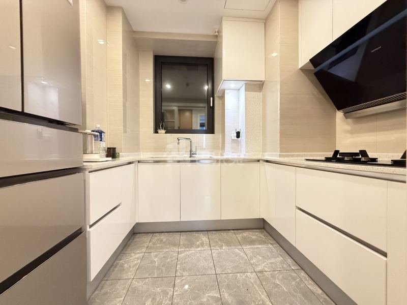 前滩东方悦耀14002282客厅图5