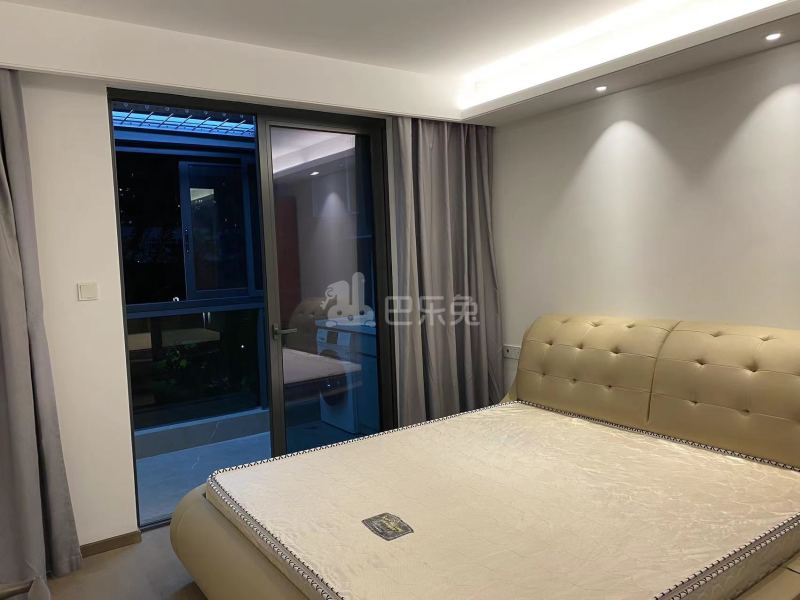 青漫里14006617卧室图0