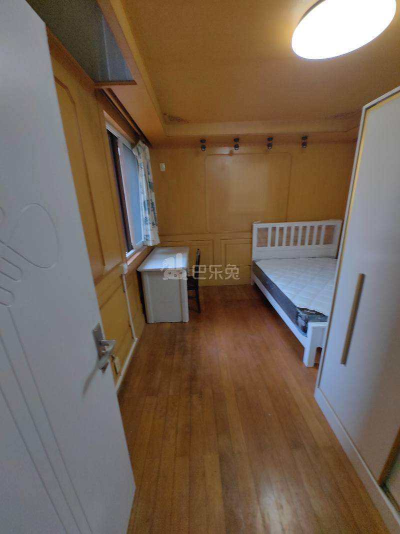 东航龙华苑14019530卧室图5