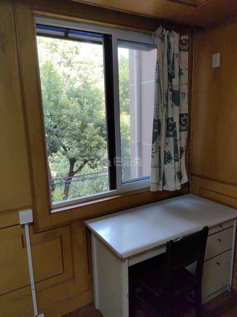 东航龙华苑14019530卧室窗户图17