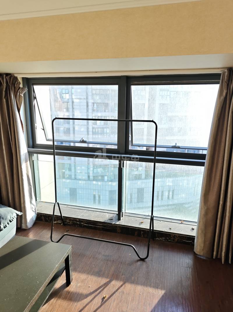 杰立大厦14020627卧室窗户图7