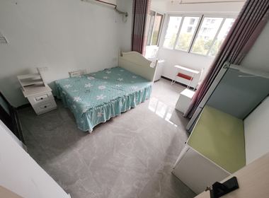 翔瑞新苑东区（鹤槎路182弄） 