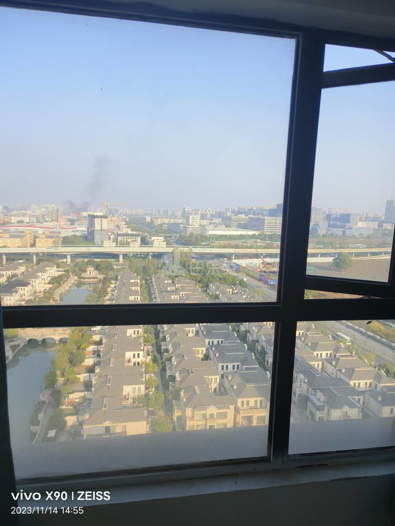 龙悦湾14054770卧室窗户图10