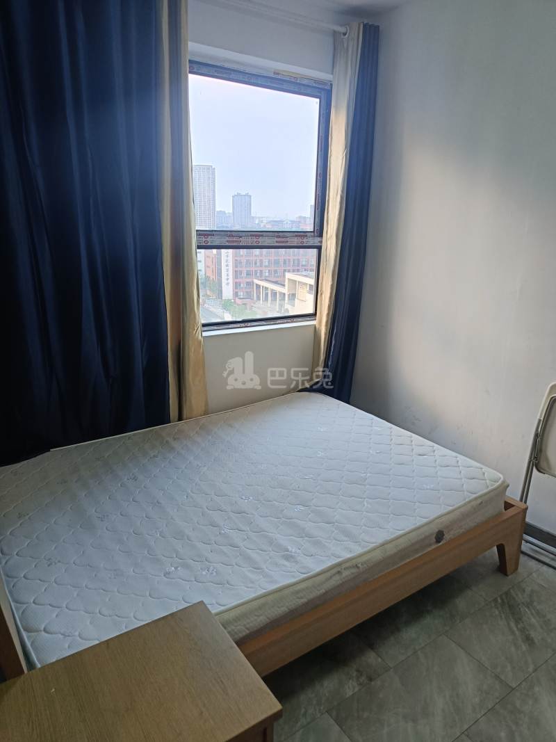 香逸铂悦14055775卧室图1