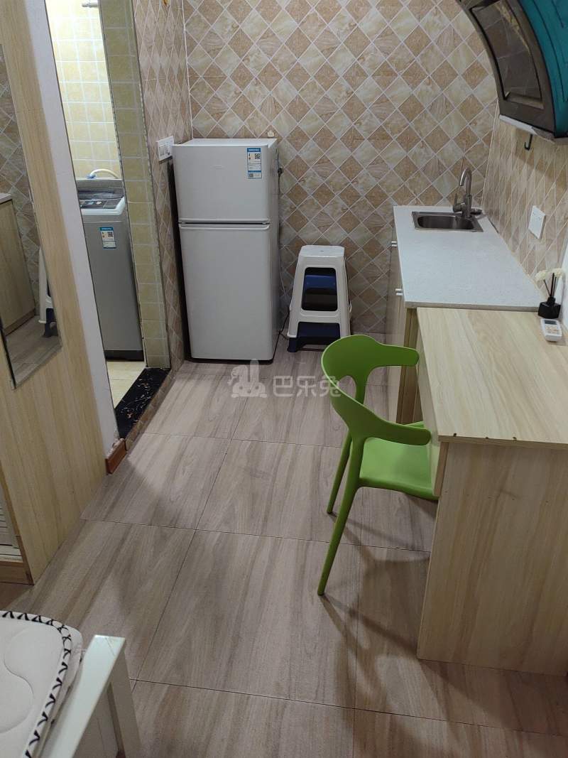 富源公寓（长青路店）14063461卧室图3