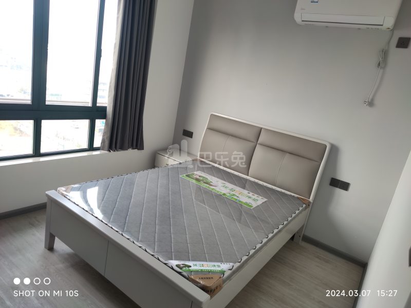 三堡东苑14069432卧室图0