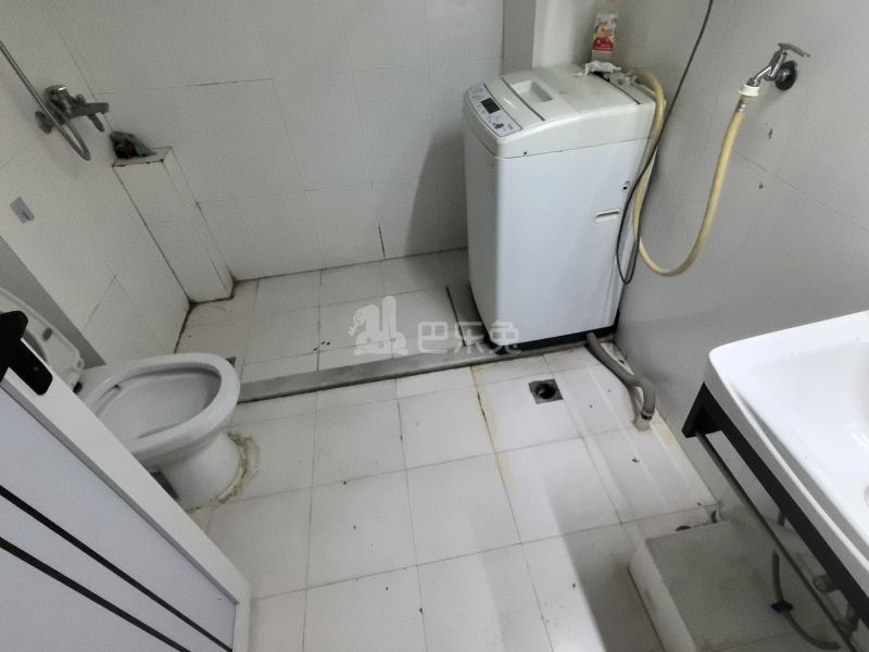 宝家丽公寓14073432卫生间图5