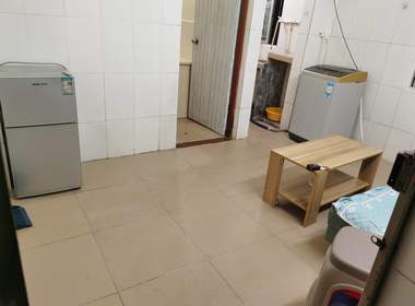 黄村南胜里上二巷1号之2 1室1厅1卫