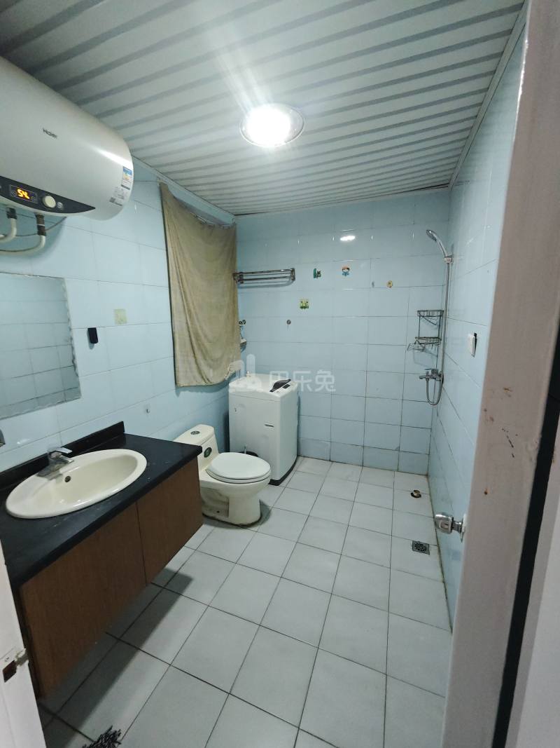 凯悦花园14076199卫生间图12