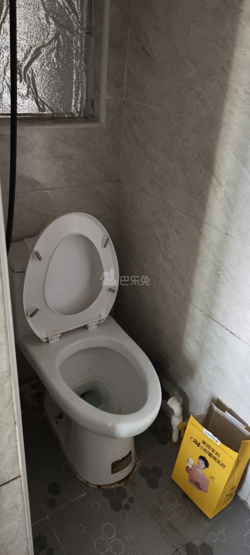 汤巷馨村北区1407298卫生间图4