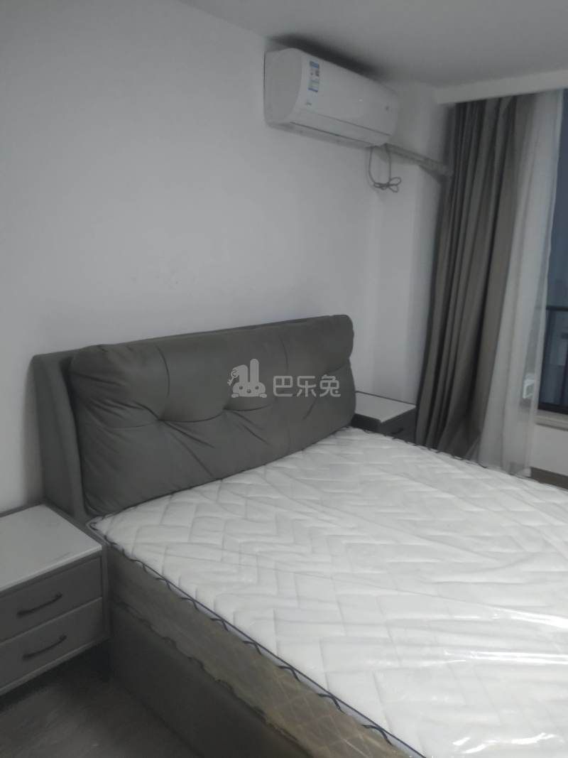 保利融信和光尘樾14079335卧室图0