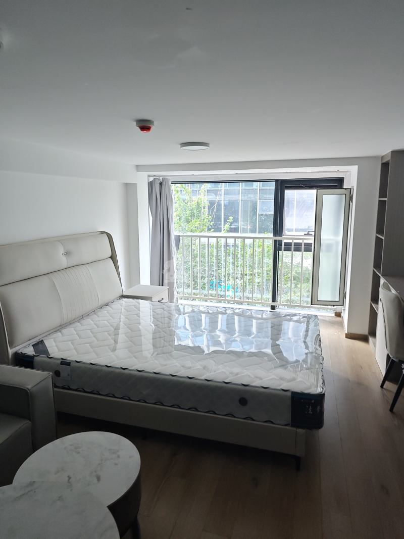 德信空港城14082700卧室图0