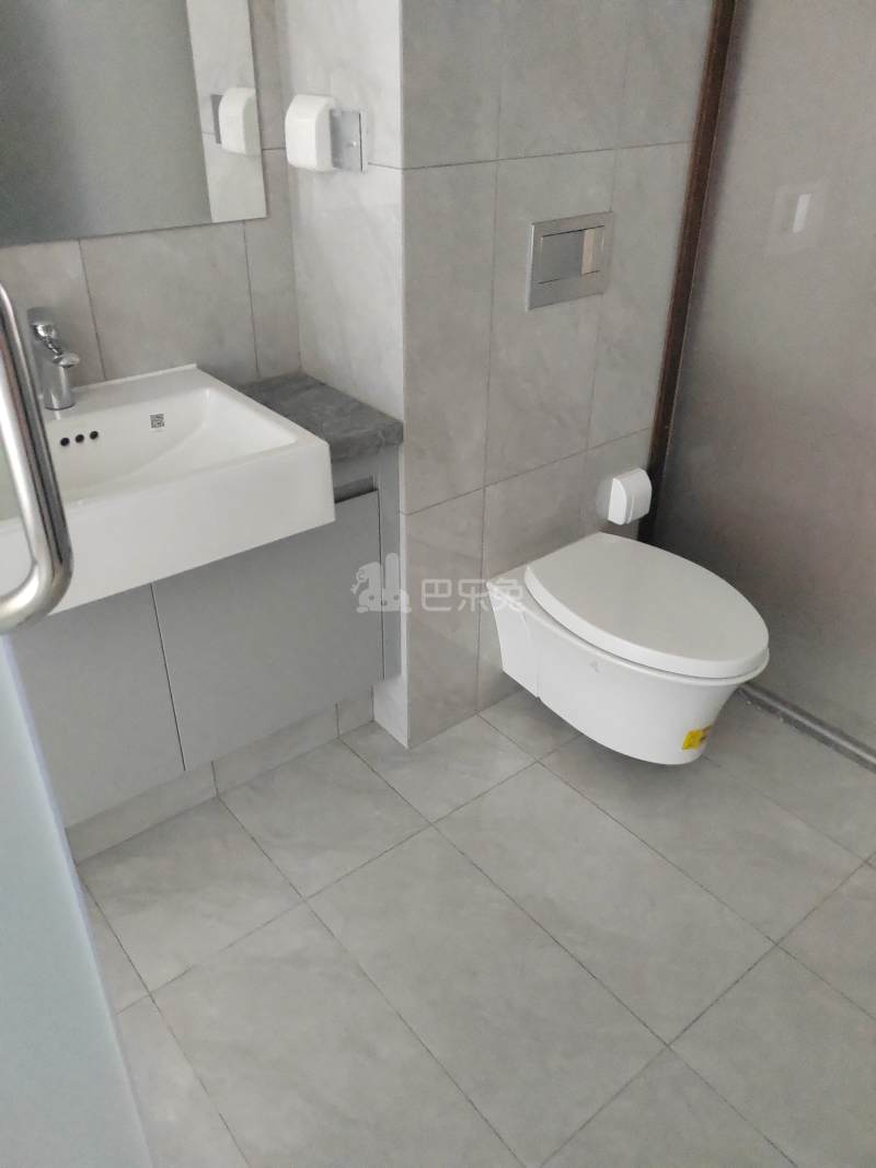 德信空港城14082707卫生间图4