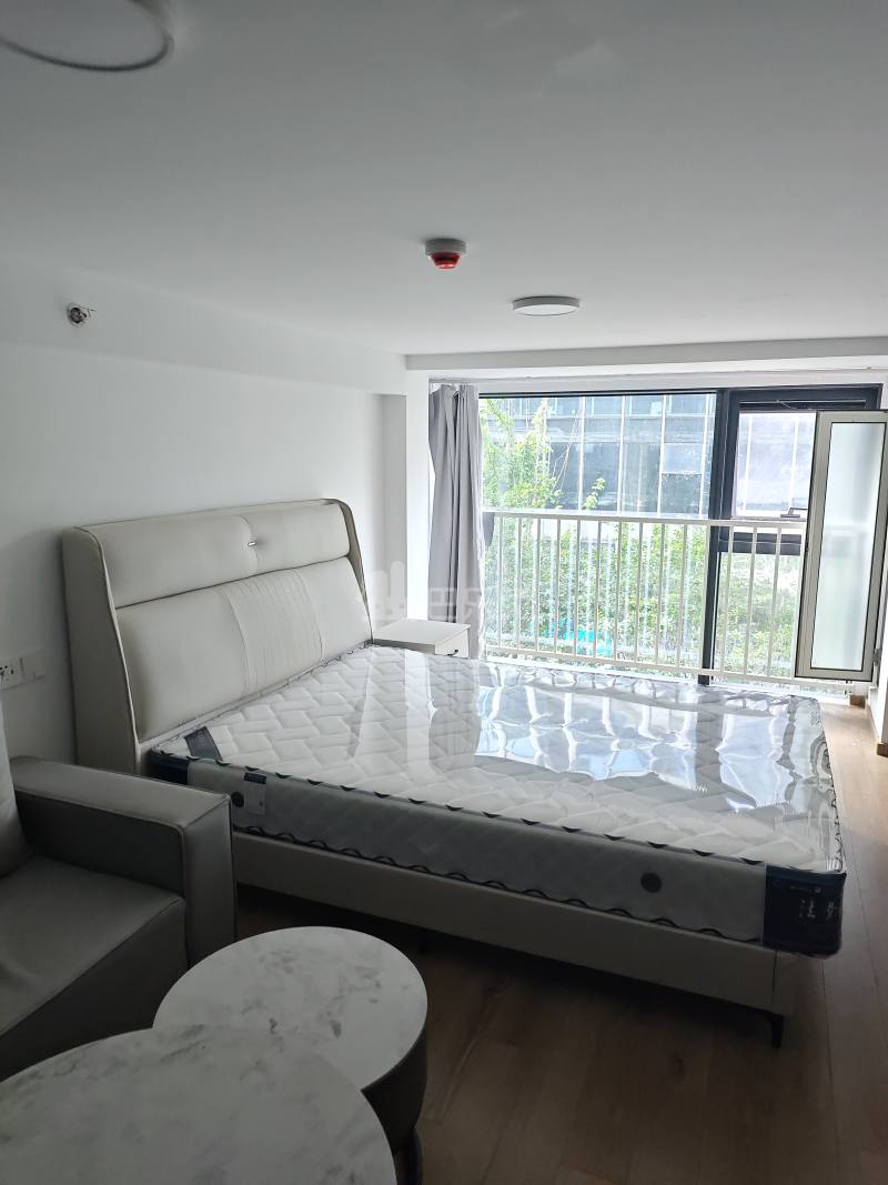 德信空港城14082708卧室图0